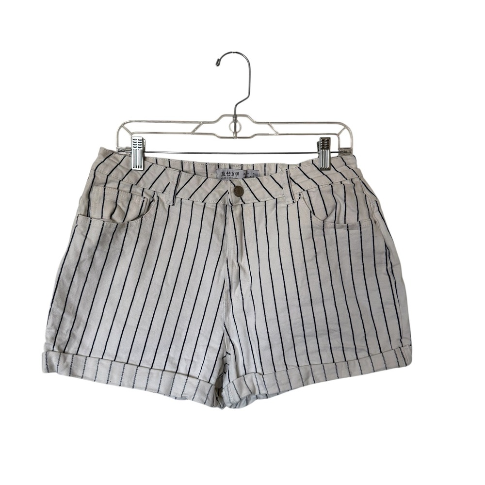Primark Womens Striped Denim Shorts White Blue Pinstripe Cuffed Casual Size 12